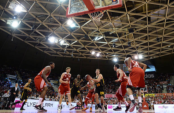 表现出色 表现出色