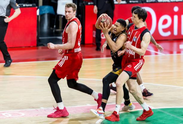 门的后防线 门的后防线